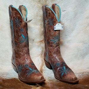 Shyanne Cowboy Boots
